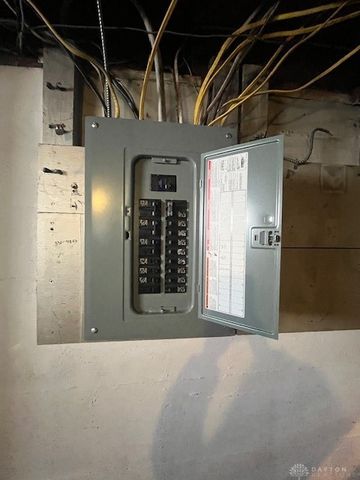 250 E Parkwood Drive, Dayton, OH 45405