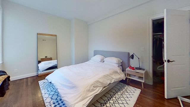 2017 Commonwealth Ave. 4, Boston, MA 02135