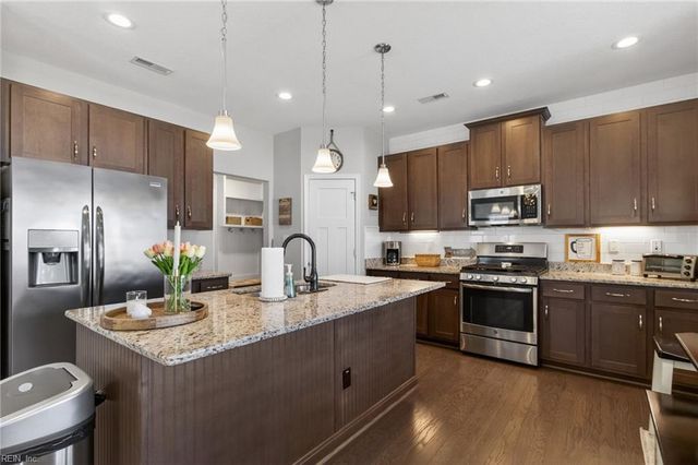 205 Markham ST, Suffolk, VA 23435