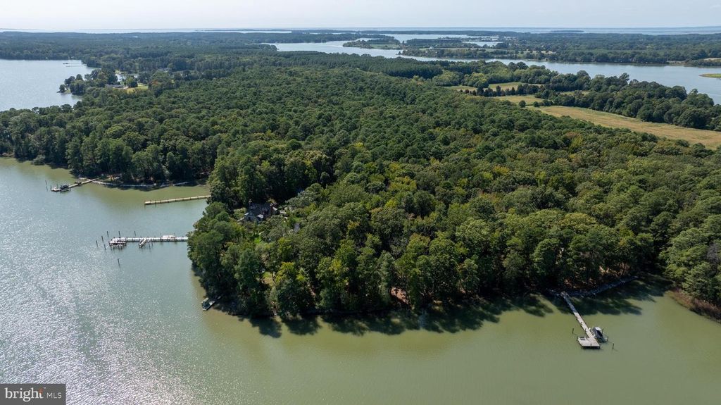 BOZMAN NEAVITT, Saint Michaels, MD 21663