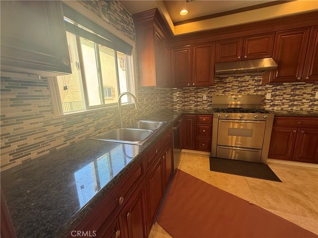 4015 W 133rd, Hawthorne, CA 90250
