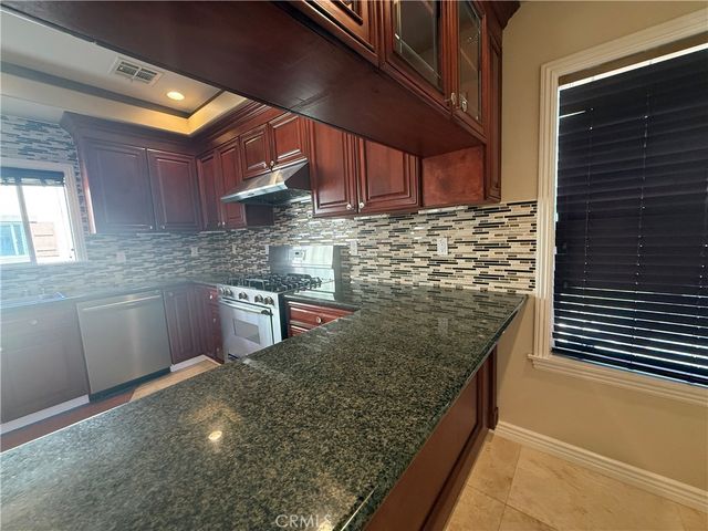 4015 W 133rd, Hawthorne, CA 90250