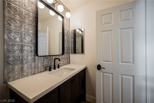 9133 Alpine Grove Avenue 103, Las Vegas, NV 89149
