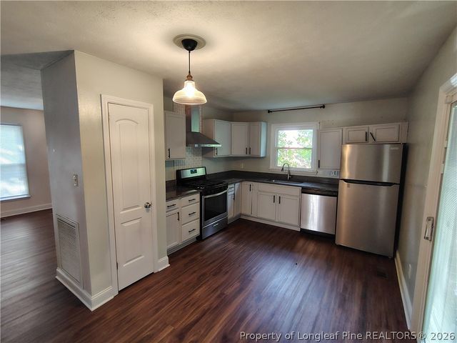 515 Farmview Drive, Fayetteville, NC 28311