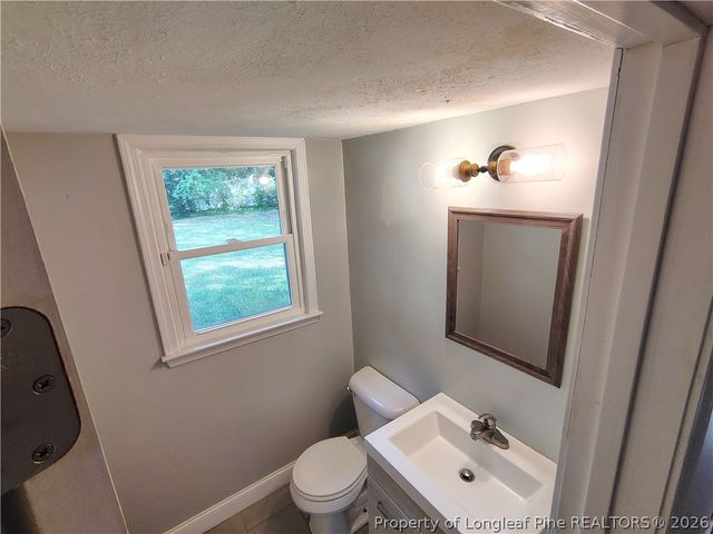 515 Farmview Drive, Fayetteville, NC 28311