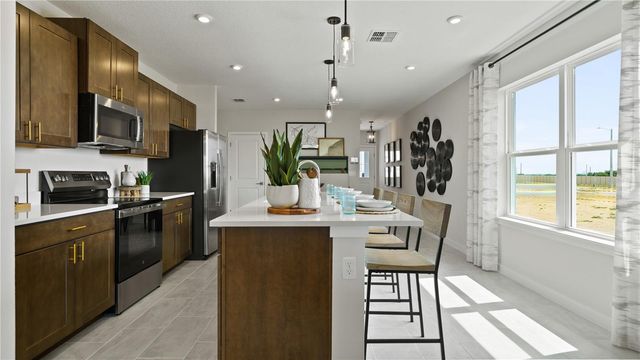 1353 JUNE LAKE LOOP, Haines City, FL 33844