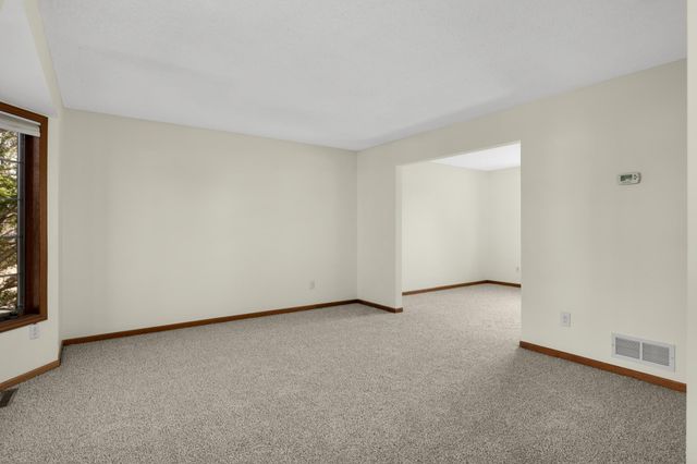 14110 Dearborn Path, Rosemount, MN 55068