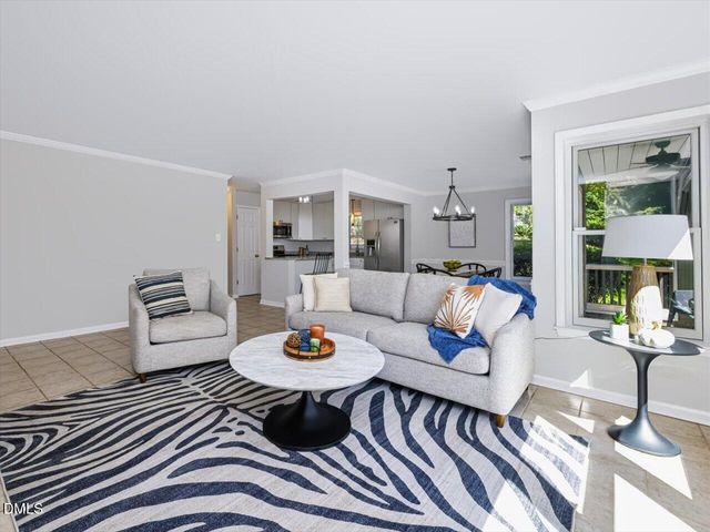 317 Glen Echo Lane, Cary, NC 27518