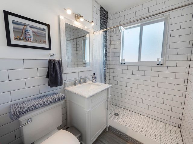 1236 Beach Road 2, Riviera Beach, FL 33404