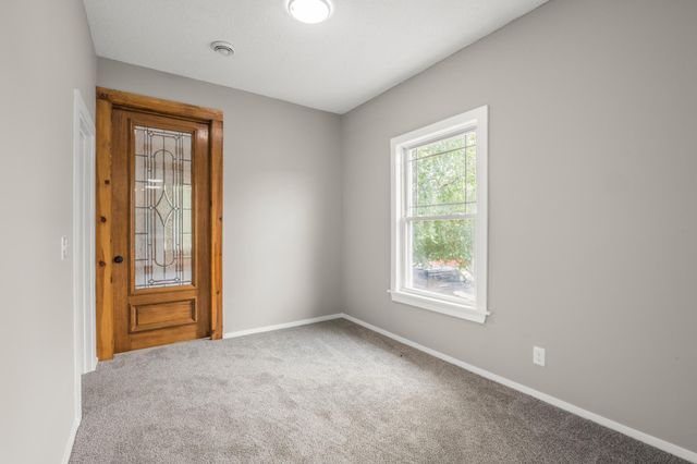 1237 Knox Avenue N, Minneapolis, MN 55411