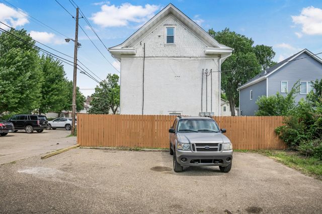 1237 Knox Avenue N, Minneapolis, MN 55411
