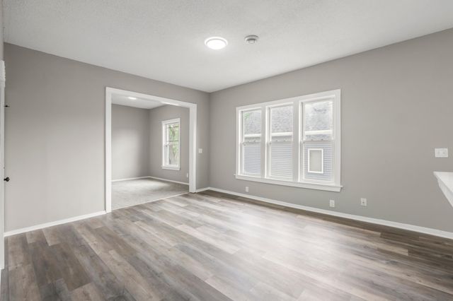 1237 Knox Avenue N, Minneapolis, MN 55411