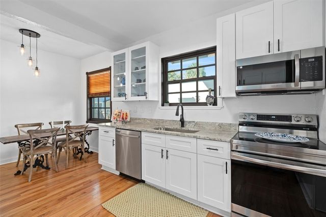 225 HIBISCUS COURT, Orlando, FL 32801