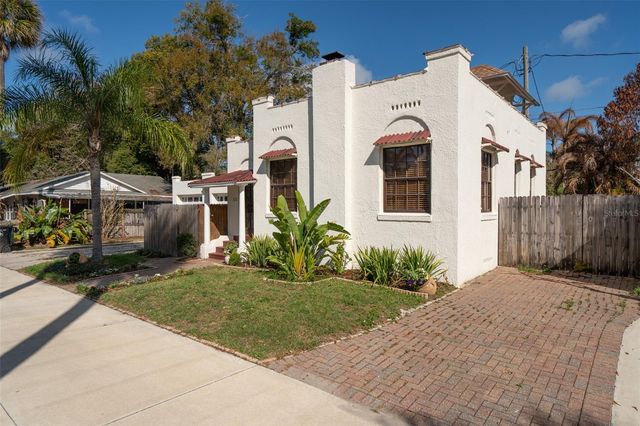 225 HIBISCUS COURT, Orlando, FL 32801