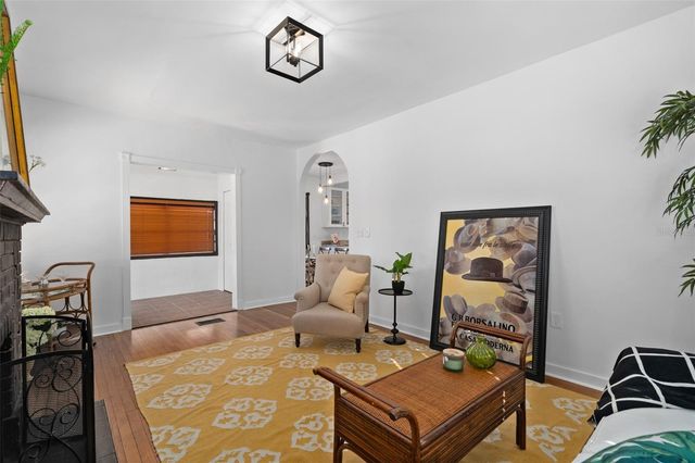 225 HIBISCUS COURT, Orlando, FL 32801