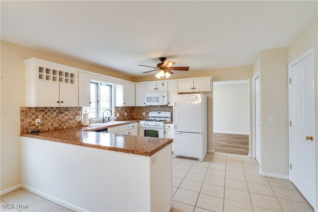 2790 Lee Avenue NW, Massillon, OH 44647