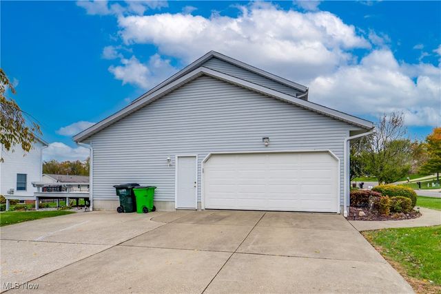 2790 Lee Avenue NW, Massillon, OH 44647