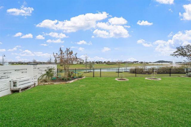 7715 Inspiration Drive, Fulshear, TX 77441