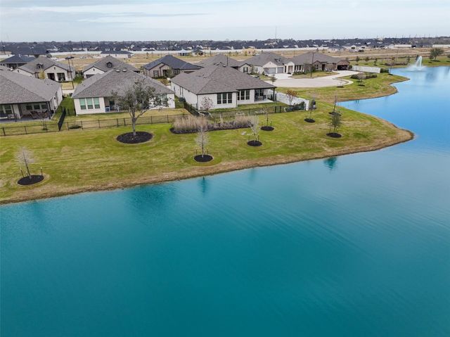 7715 Inspiration Drive, Fulshear, TX 77441