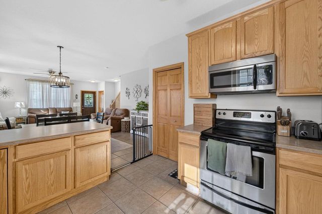 972 Stonehaven Drive, Sun Prairie, WI 53590