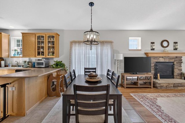 972 Stonehaven Drive, Sun Prairie, WI 53590