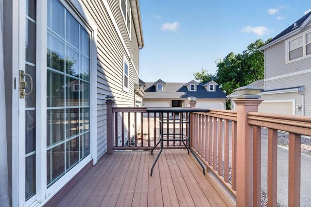 972 Stonehaven Drive, Sun Prairie, WI 53590