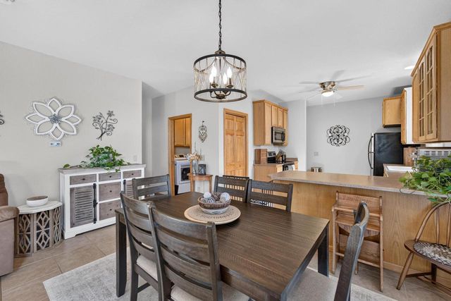 972 Stonehaven Drive, Sun Prairie, WI 53590