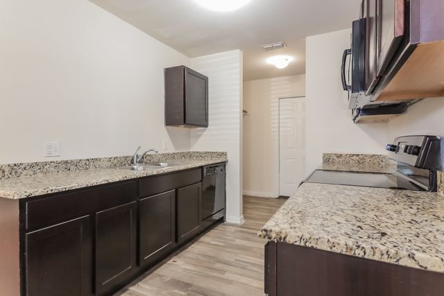 1117 Jones Street, Greenville, TX 75401