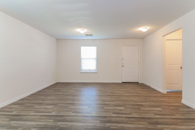 1117 Jones Street, Greenville, TX 75401