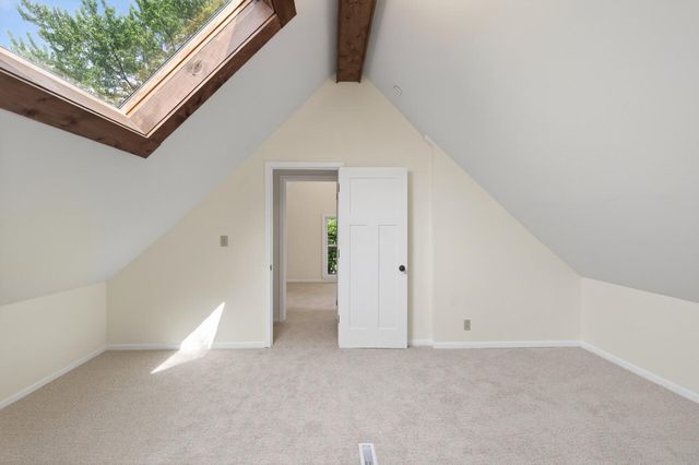 2900 30th Avenue S, Minneapolis, MN 55406