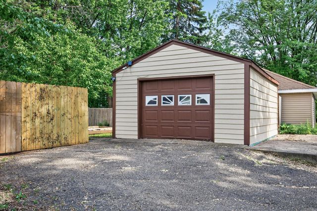 2900 30th Avenue S, Minneapolis, MN 55406