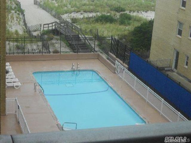 650 Shore Road 1Q, Long Beach, NY 11561