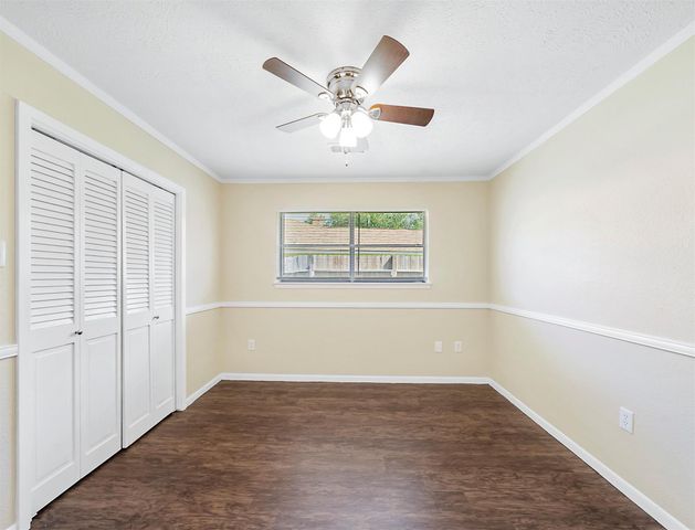 3806 Montego Drive, Baytown, TX 77521