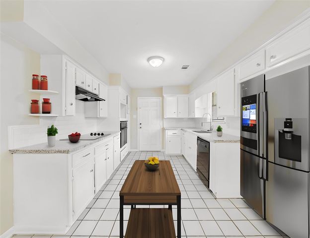 3806 Montego Drive, Baytown, TX 77521