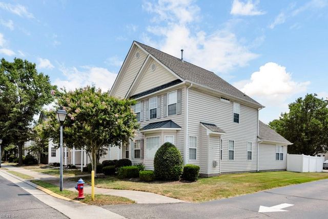824 Willberry DR, Virginia Beach, VA 23462