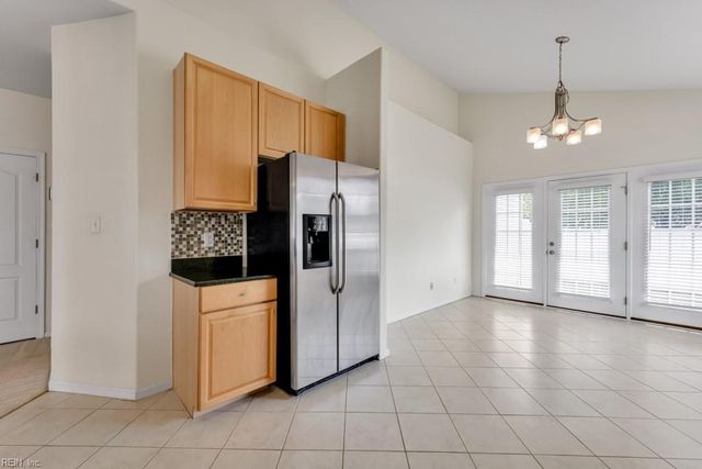 824 Willberry DR, Virginia Beach, VA 23462