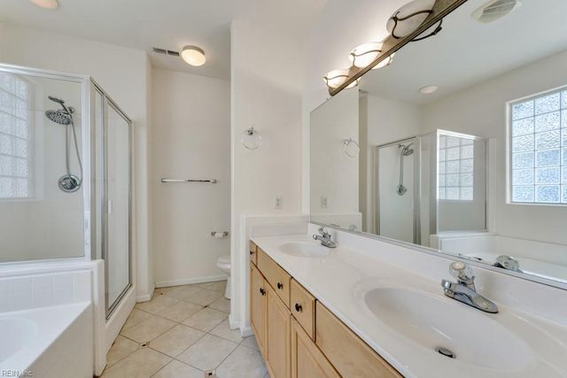 824 Willberry DR, Virginia Beach, VA 23462