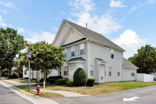 824 Willberry DR, Virginia Beach, VA 23462