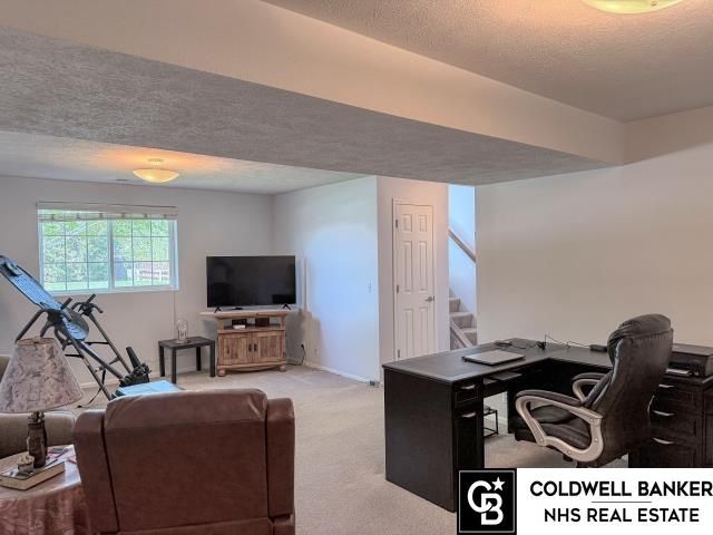 18039 Sunridge Street, Omaha, NE 68136