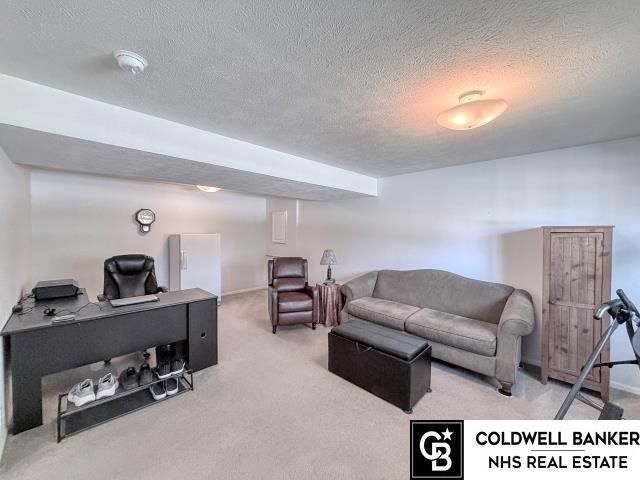 18039 Sunridge Street, Omaha, NE 68136