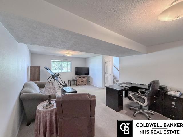 18039 Sunridge Street, Omaha, NE 68136
