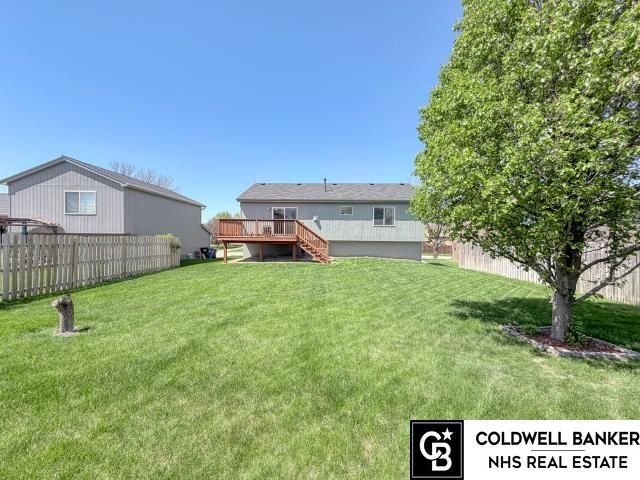 18039 Sunridge Street, Omaha, NE 68136