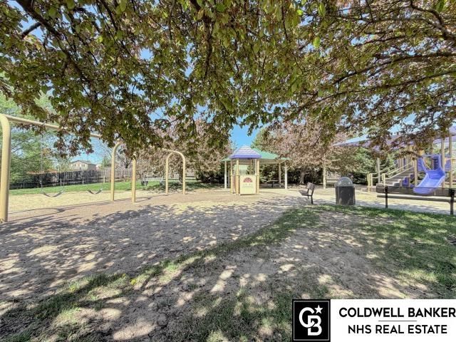18039 Sunridge Street, Omaha, NE 68136