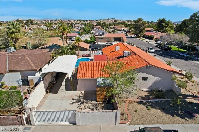 900 Fairway Drive, Boulder City, NV 89005