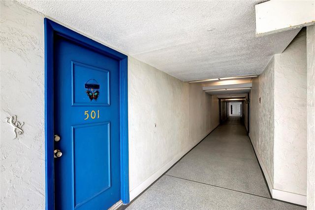 500 TREASURE ISLAND CSWY 501, Treasure Island, FL 33706