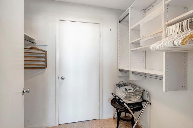 500 TREASURE ISLAND CSWY 501, Treasure Island, FL 33706