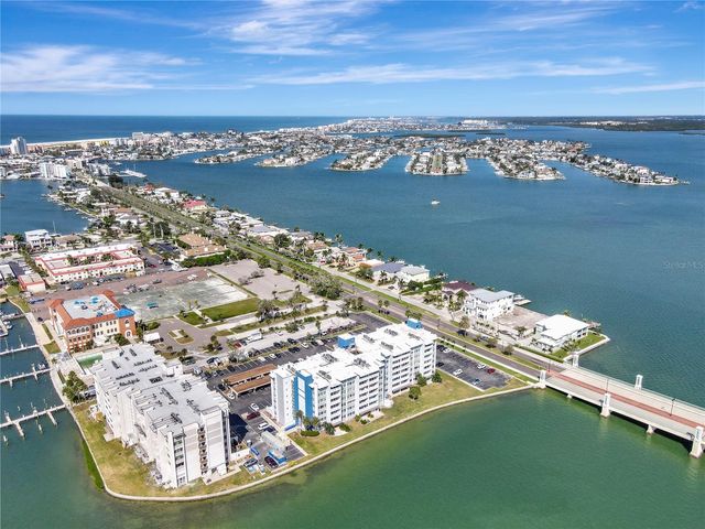 500 TREASURE ISLAND CSWY 501, Treasure Island, FL 33706