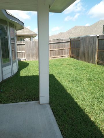 31053 Regal Elm Lane, Conroe, TX 77385