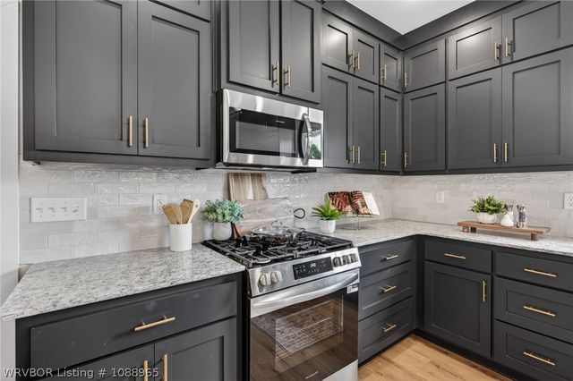 6925 Spruce Street, Fort Smith, AR 72916