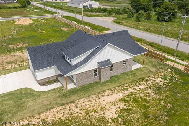6925 Spruce Street, Fort Smith, AR 72916